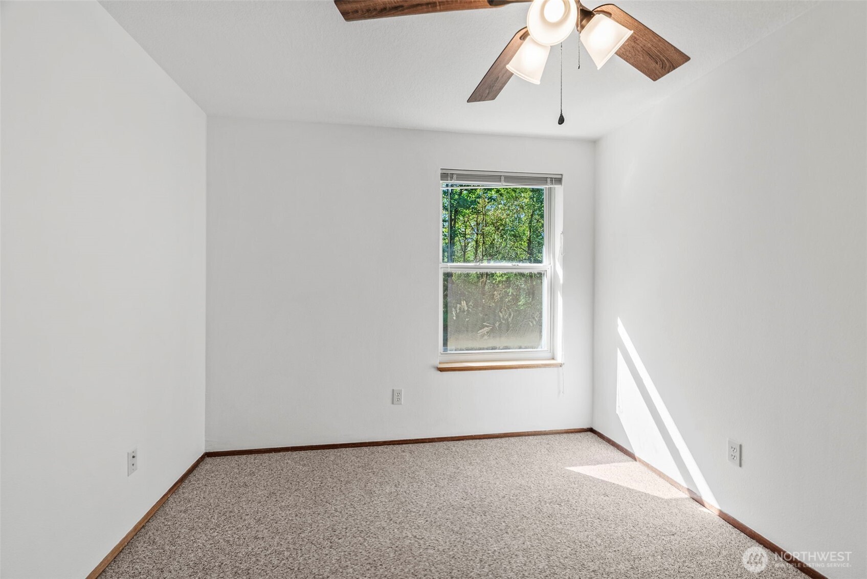 404 Rons Court Kelso, WA 98626 - Photo 16 of 28 Gallery Image 16