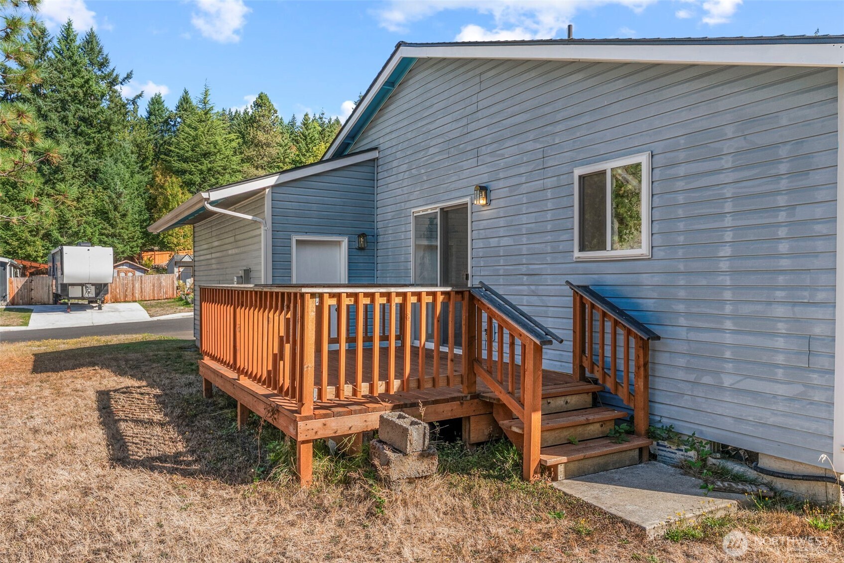 404 Rons Court Kelso, WA 98626 - Photo 24 of 28 Gallery Image 24