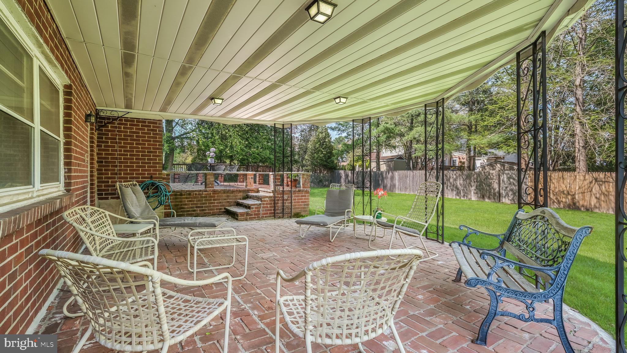 841 Broadmoor Road Huntingdon Valley, PA 19006 - Photo 26 of 28 Coved patio