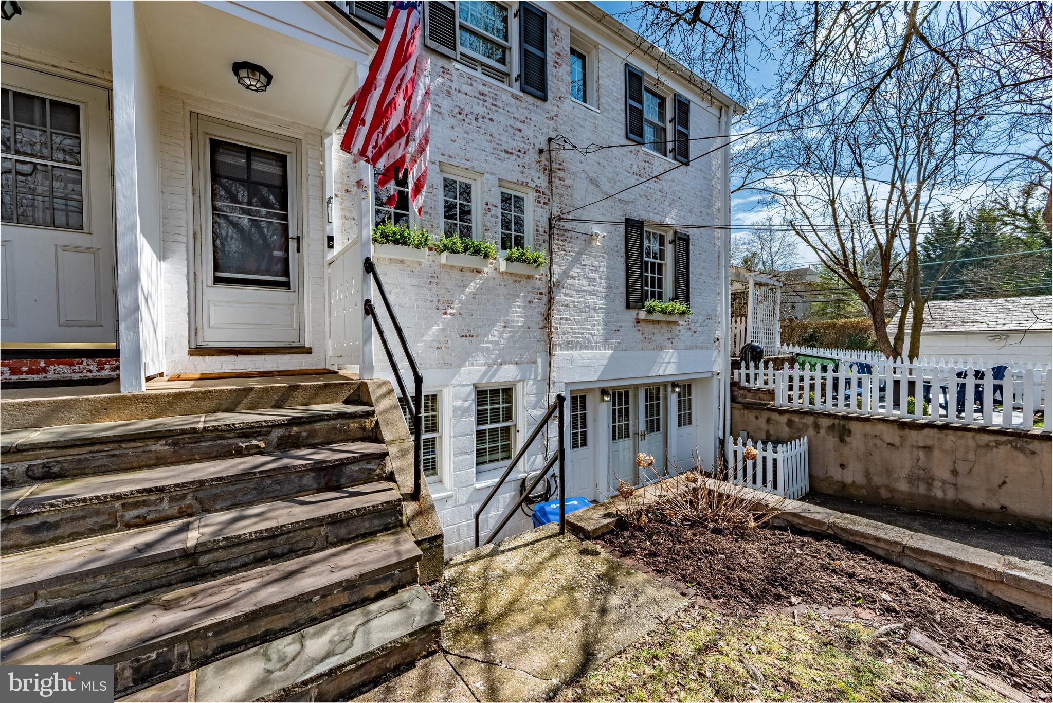 5 Middleton Court Baltimore, MD 21212 - Photo 36 of 38 Rear (Kitchen) Entrance