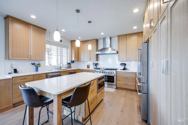 $899,000 | 1325 Southwest Panorama Drive, Pullman, WA 99163