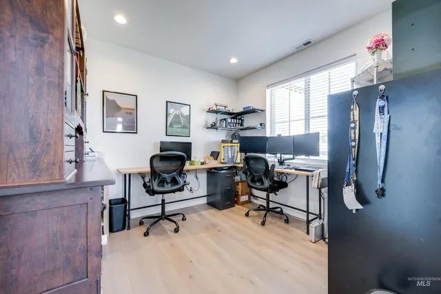 $899,000 | 1325 Southwest Panorama Drive, Pullman, WA 99163