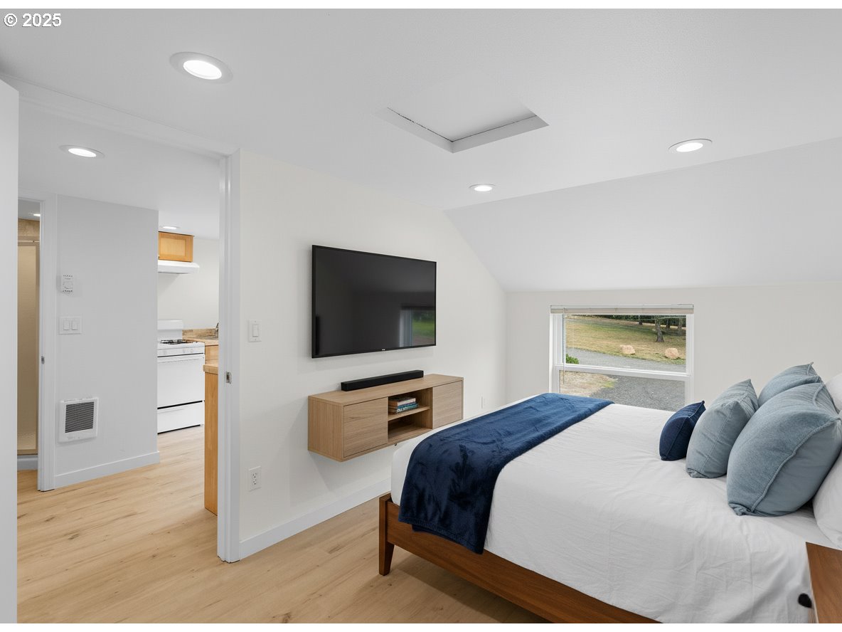 2311 Southwest 6th Avenue, Unit 8B Camas, WA 98607 - Photo 7 of 8