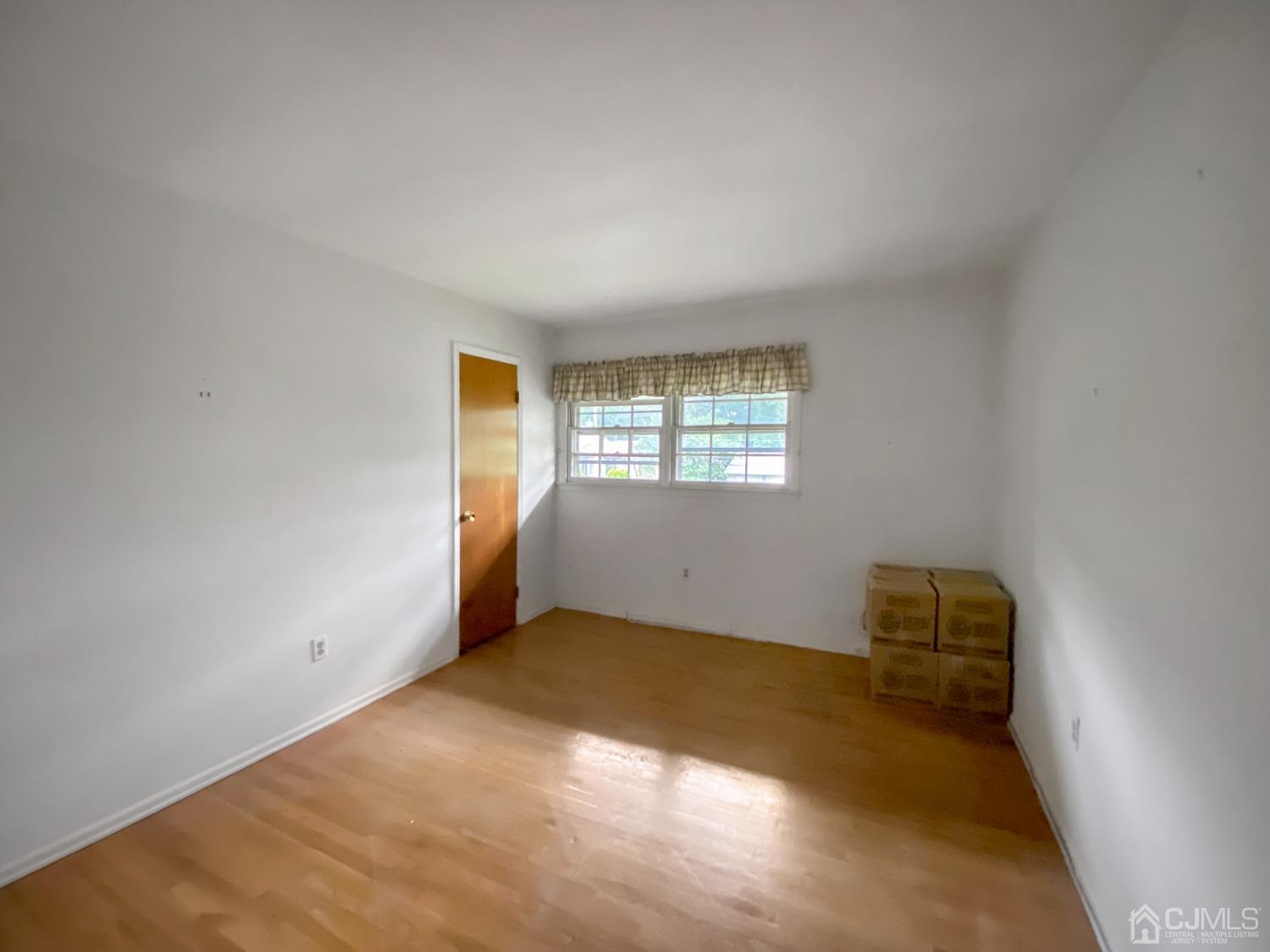 26 Dexter Road East Brunswick, NJ 08816 - Photo 19 of 22 Gallery Image 19