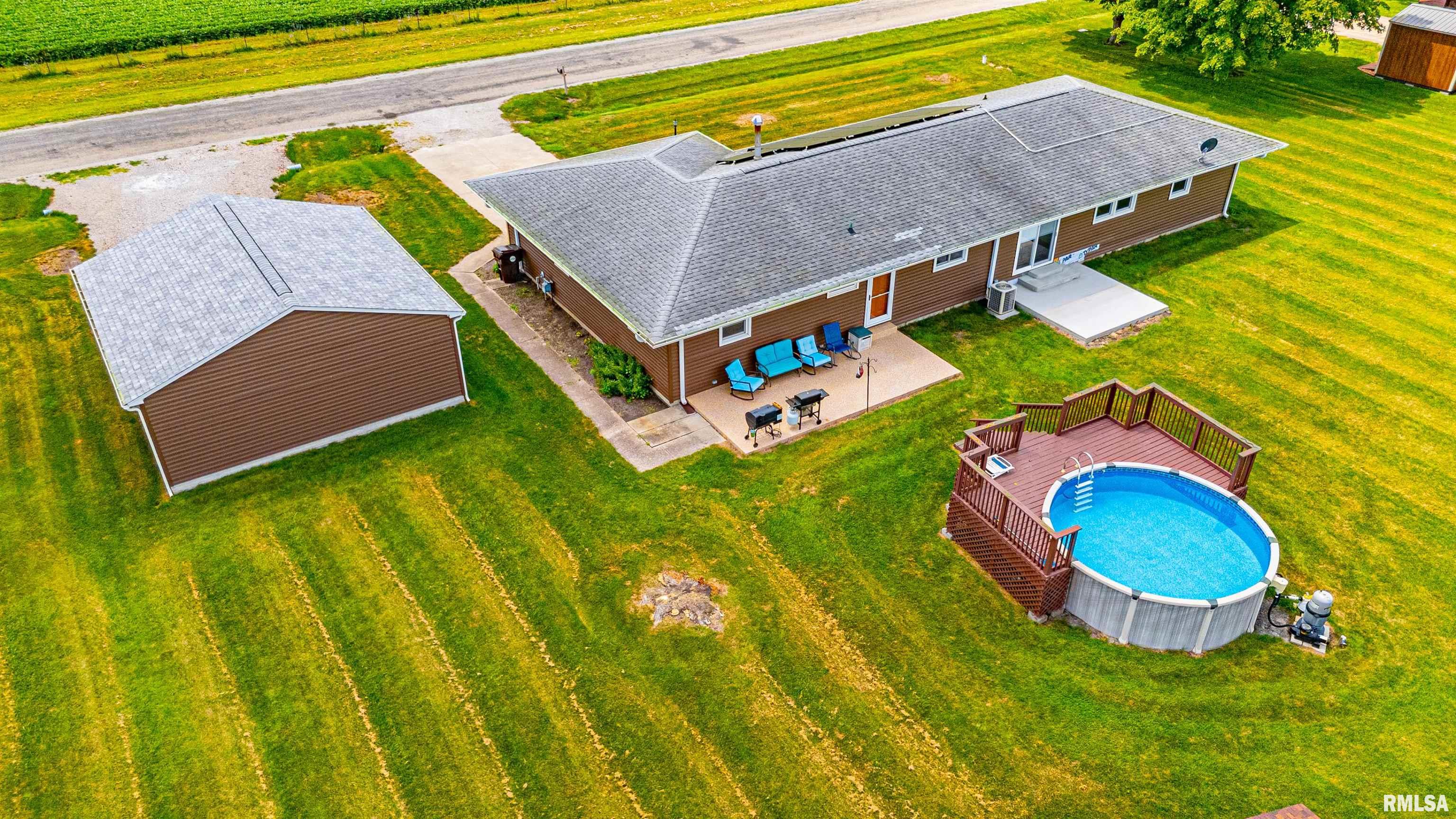 1390 Airport Road Lincoln, IL 62656 - Photo 29 of 34