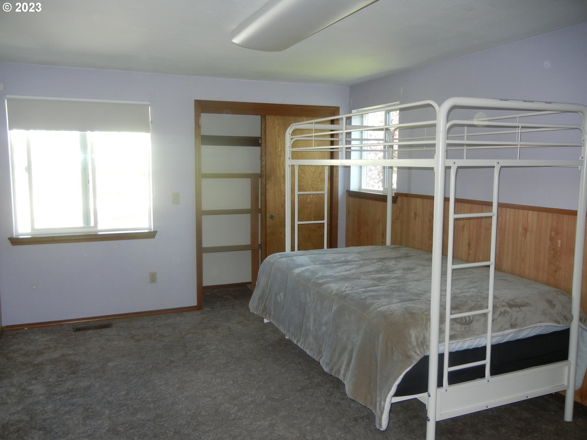 43776 Buckboard Trail Road Pendleton, OR 97801 - Photo 11 of 22 a bedroom with a bed and a window