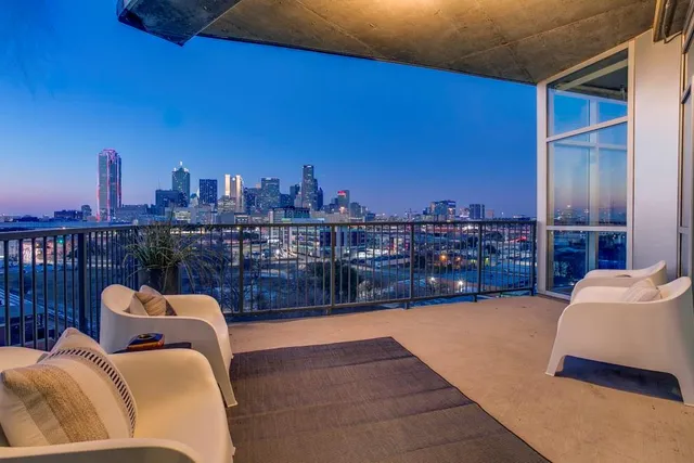 $435,000 | 1001 Belleview Street, Unit 708, Dallas, TX 75215