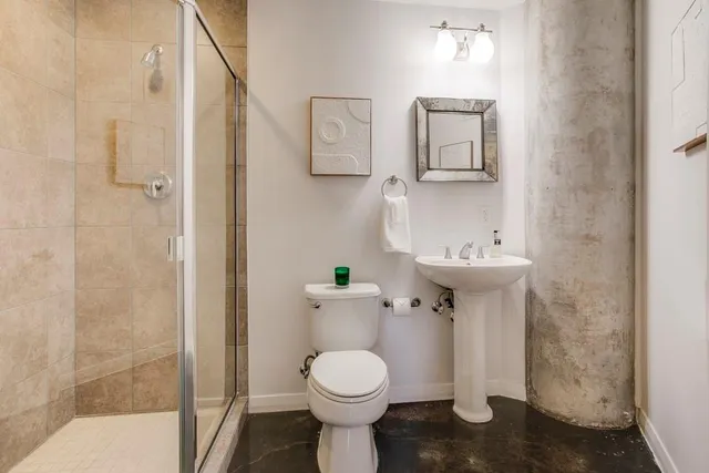 $435,000 | 1001 Belleview Street, Unit 708, Dallas, TX 75215