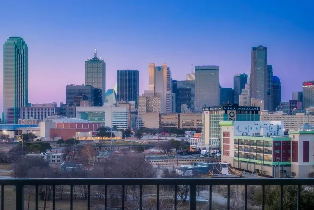 $435,000 | 1001 Belleview Street, Unit 708, Dallas, TX 75215