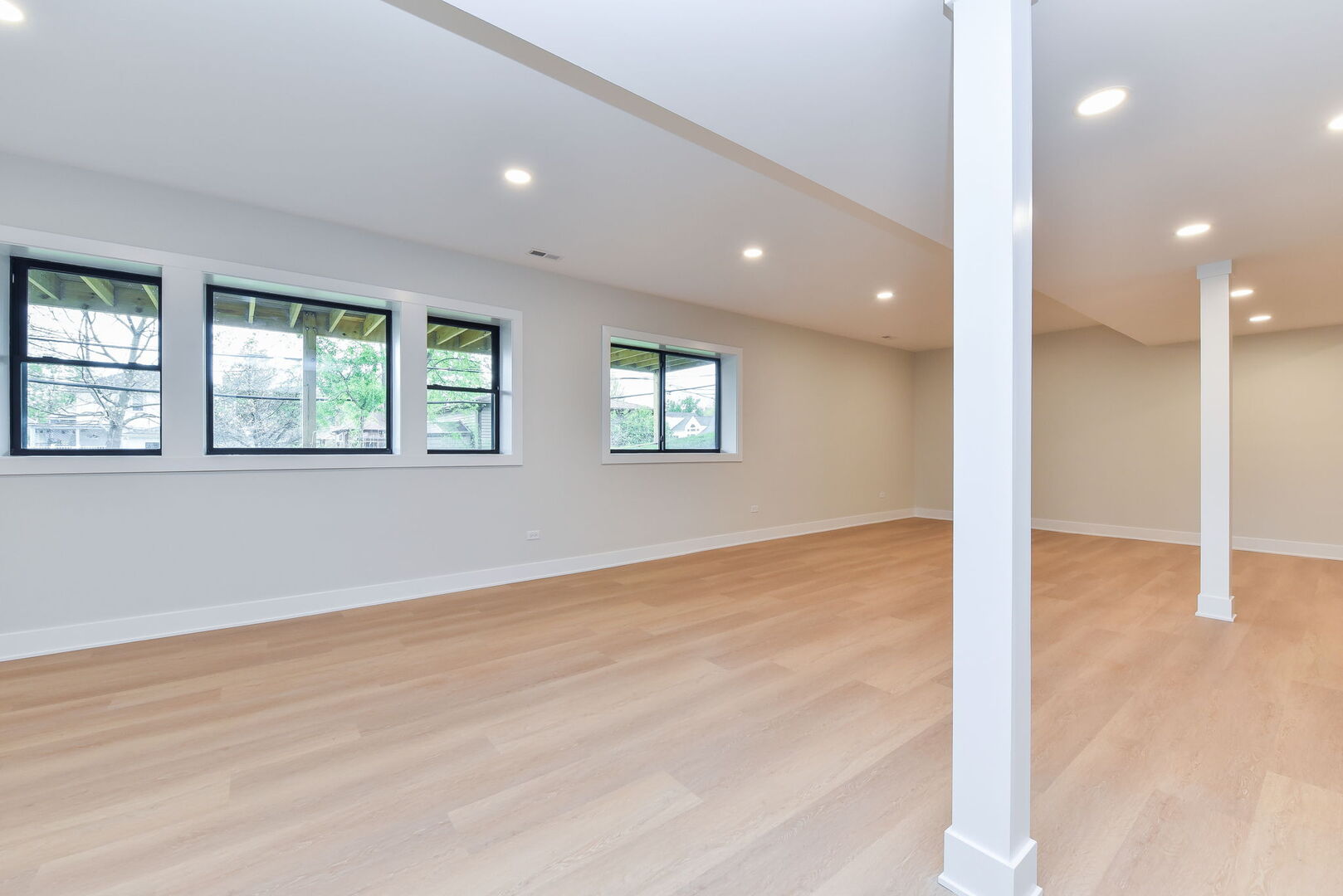 4600 Sterling Road Downers Grove, IL 60515 - Photo 34 of 42 Gallery Image 34