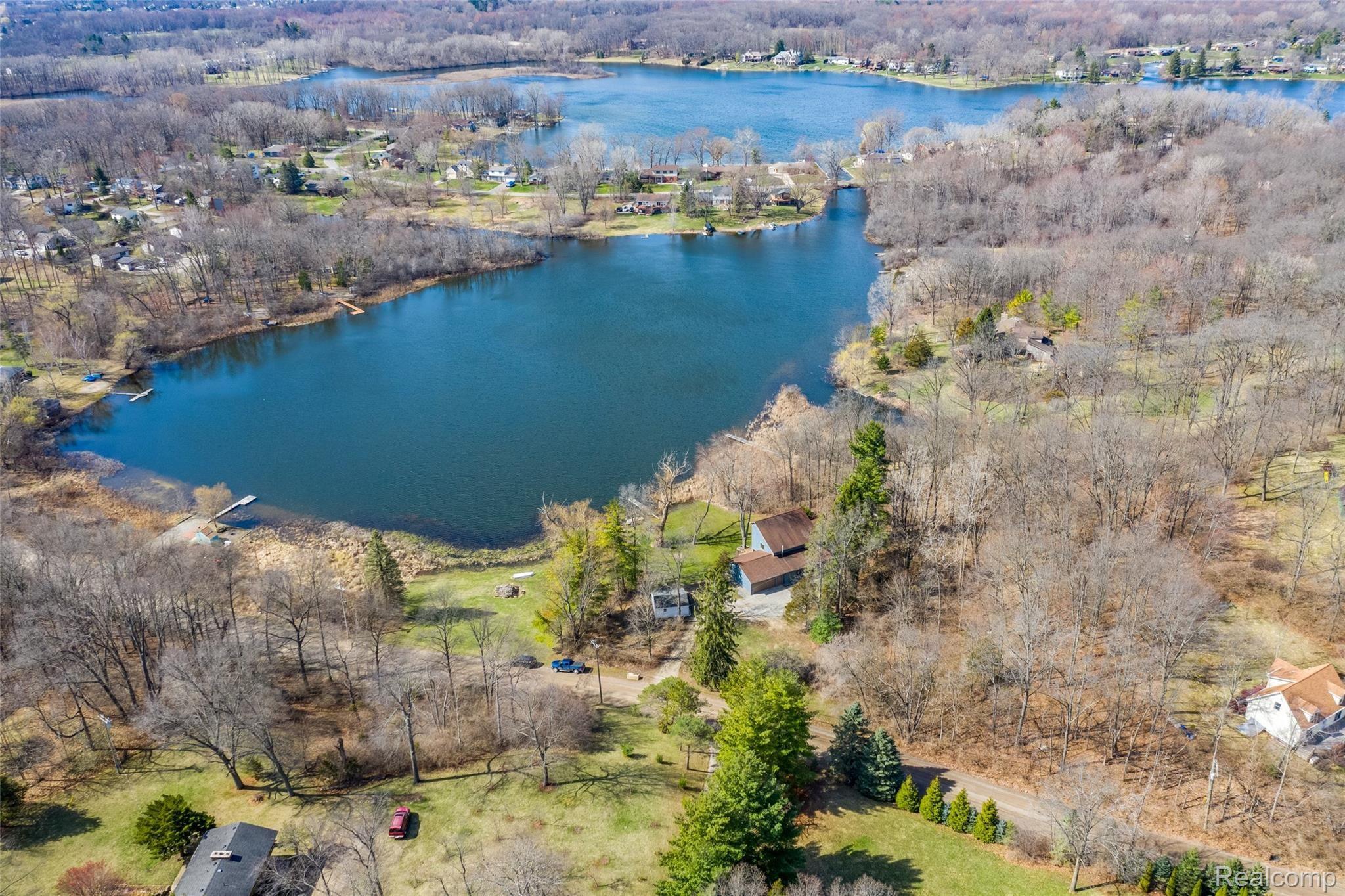 4100 Pardee Lake Road Howell, MI 48843 - Photo 33 of 35 Drone14.jpg