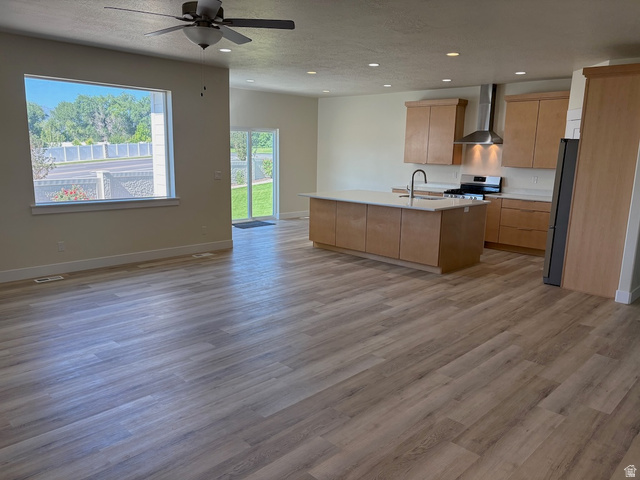 948 West Wilcock Cove Payson, UT 84651 - Photo 3 of 21
