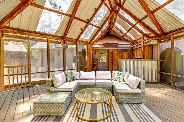 $3,500 | 501 Mulberry Street, Buffalo Gap, TX 79508