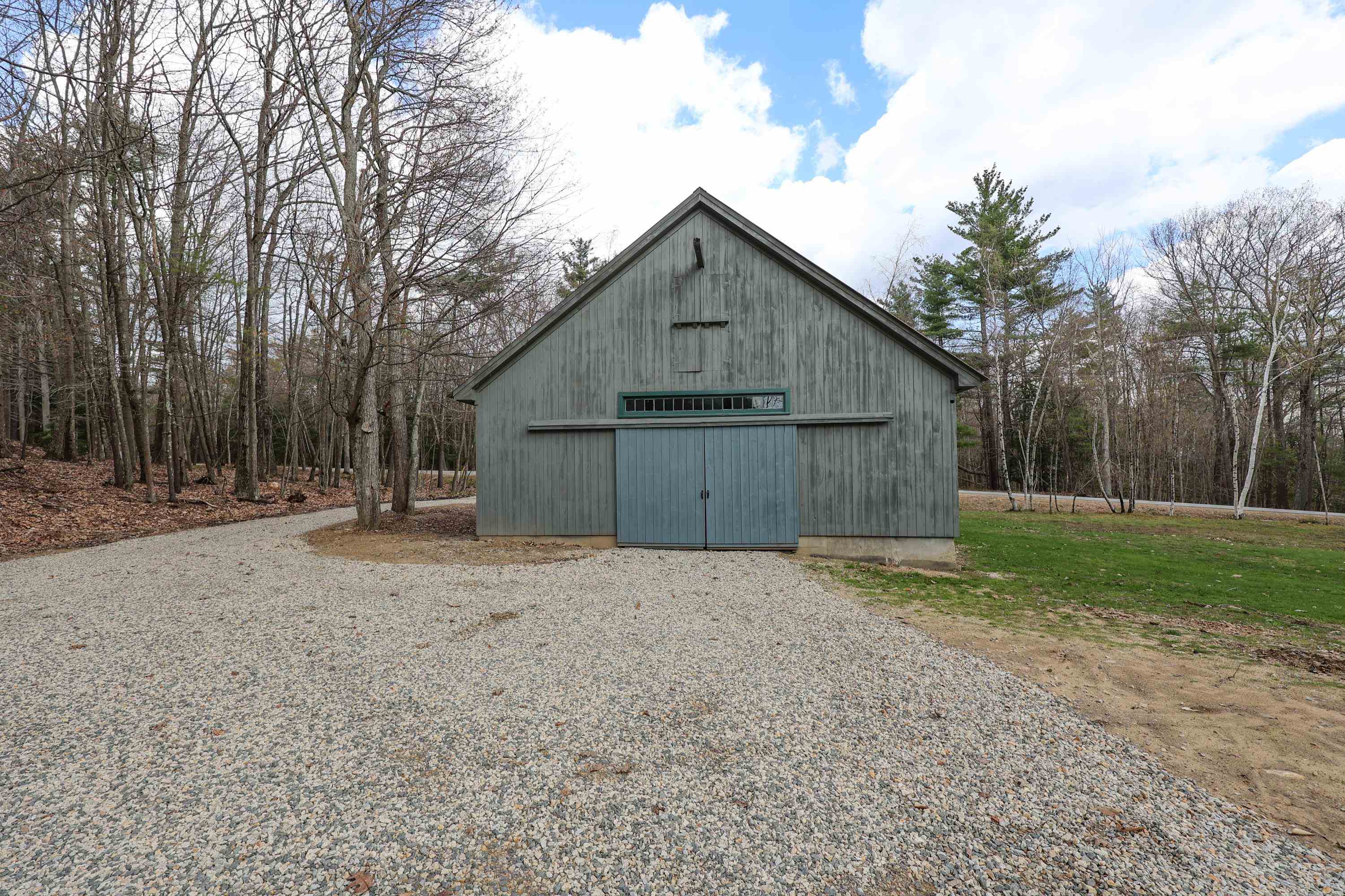 22 Pleasant Hill Road Deerfield, NH 03037 - Photo 3 of 40