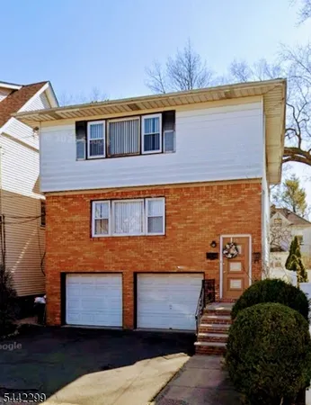 $2,200 | 16 Dover Street, Unit 2, Newark, NJ 07106