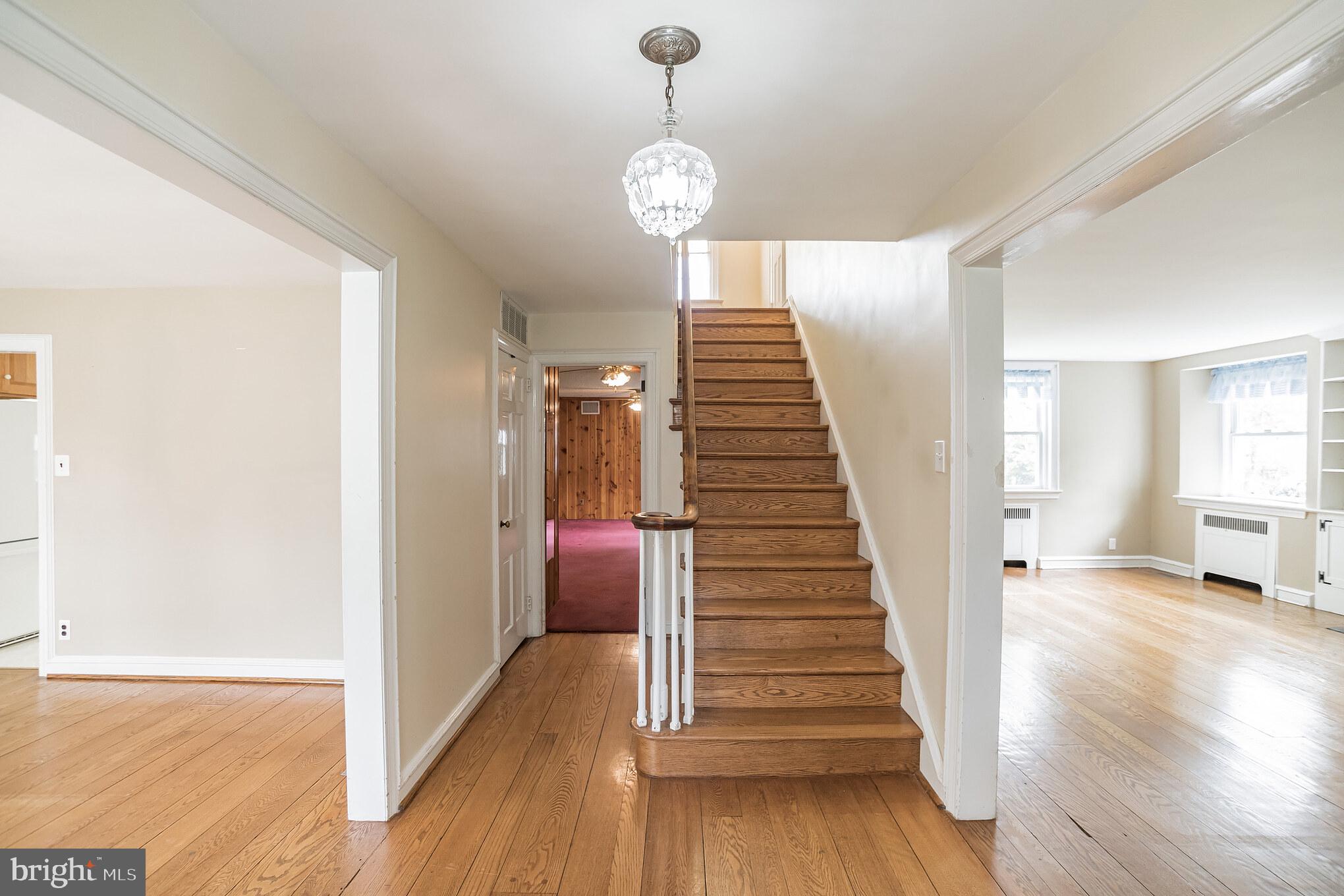 235 East Rose Tree Road Media, PA 19063 - Photo 2 of 31 Center hall Foyer