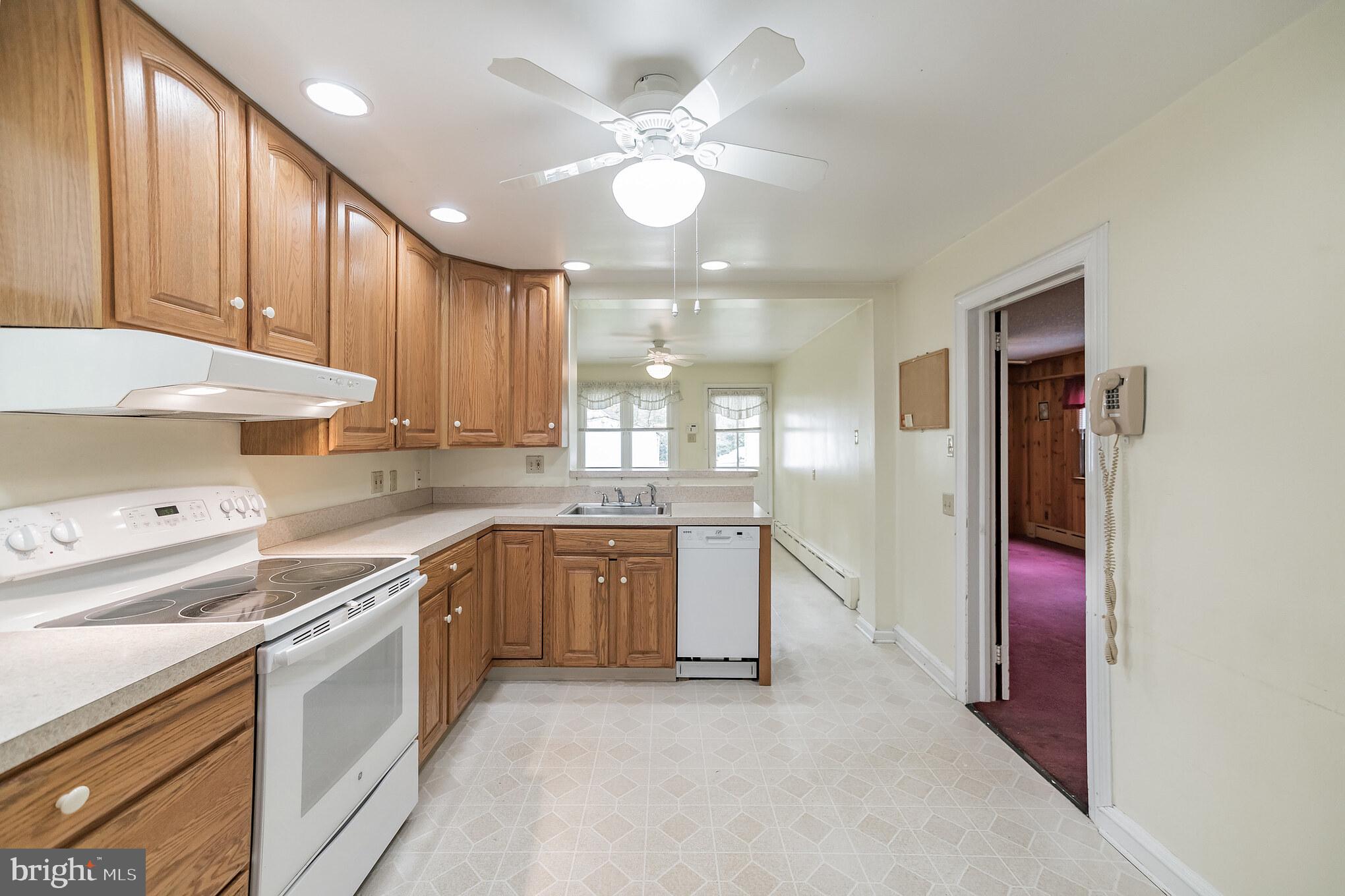 235 East Rose Tree Road Media, PA 19063 - Photo 9 of 31 Kitchen