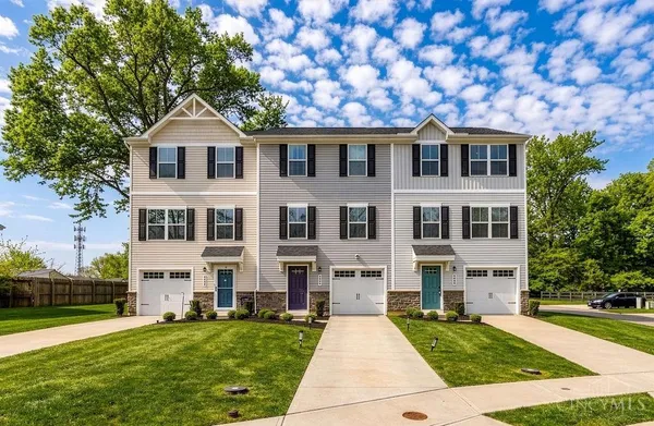 $266,900 | 9809 Mel Carl Drive, Cincinnati, OH 45251