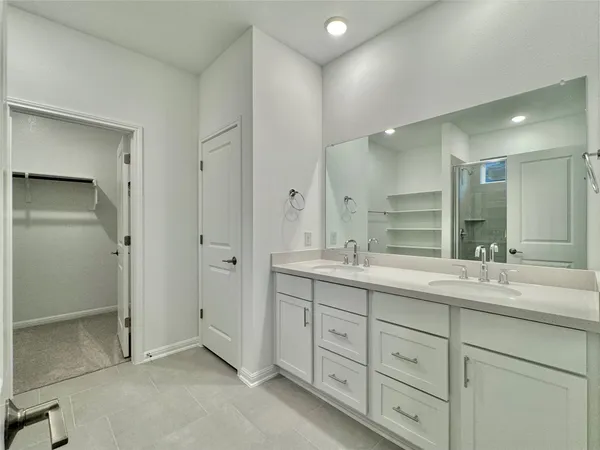$2,050 | 611 Emory Xing Boulevard, Hutto, TX 78634