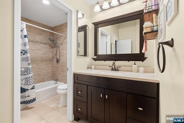 $699,000 | 518-536 Gregory Avenue, Unit C301, Weehawken, NJ 07086