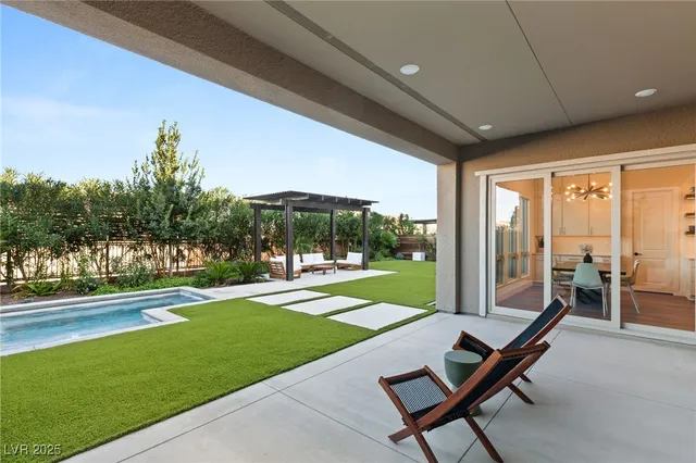 $1,795,000 | 182 Carmel Sky Street, Las Vegas, NV 89138