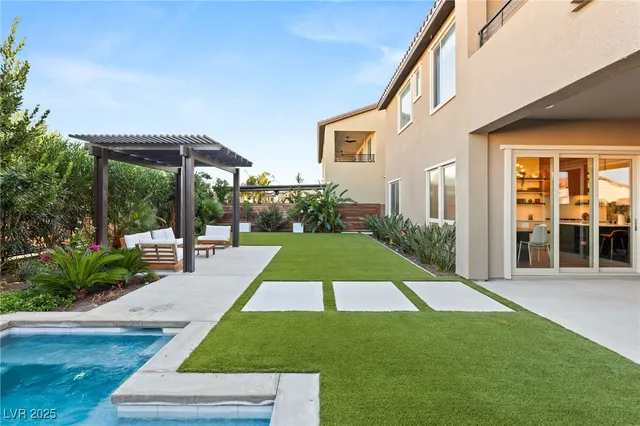 $1,795,000 | 182 Carmel Sky Street, Las Vegas, NV 89138