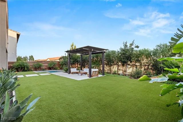 $1,795,000 | 182 Carmel Sky Street, Las Vegas, NV 89138