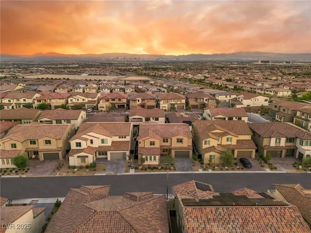 $1,795,000 | 182 Carmel Sky Street, Las Vegas, NV 89138