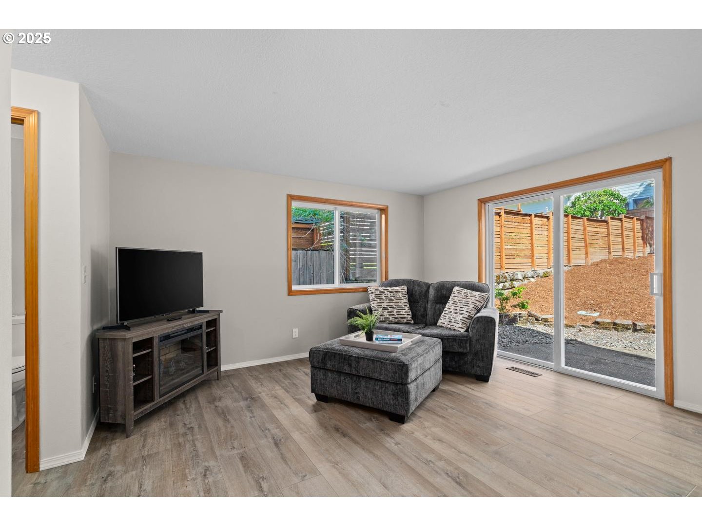 16679 Southwest Hargis Road Beaverton, OR 97007 - Photo 14 of 48 Gallery Image 14