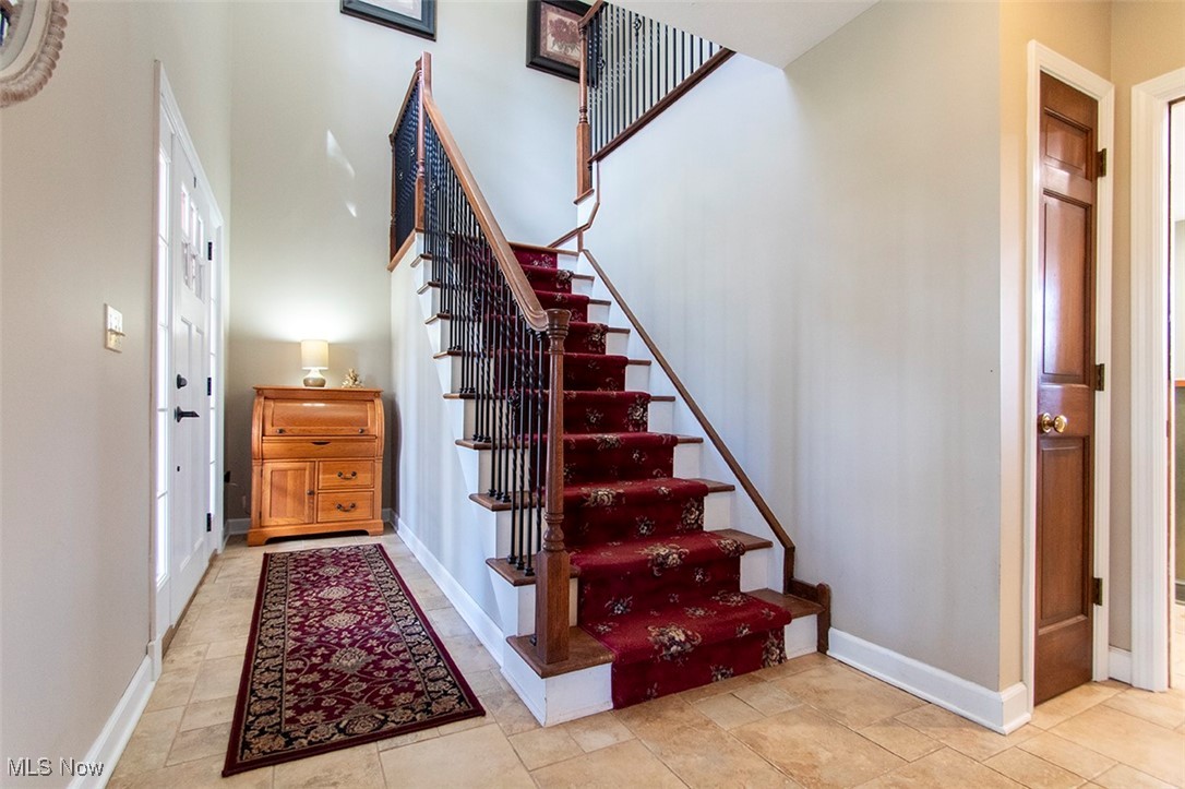 4041 Huffman Road Medina, OH 44256 - Photo 3 of 40 View of stairway