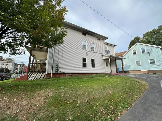 $1,800 | 232 Glen Street, New Britain, CT 06051