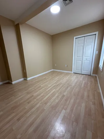 $1,800 | 232 Glen Street, New Britain, CT 06051