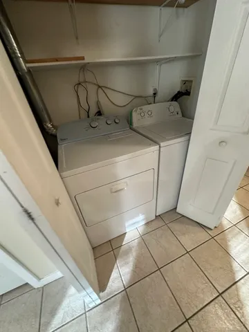 $1,800 | 232 Glen Street, New Britain, CT 06051