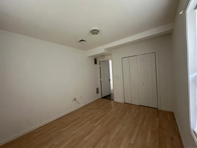 $1,800 | 232 Glen Street, New Britain, CT 06051