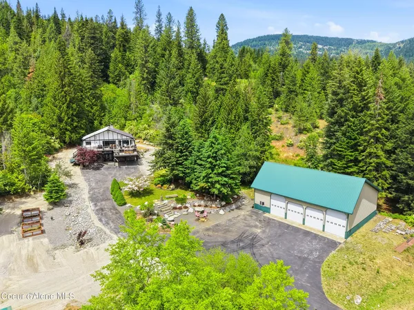 $1,598,000 | 8973 West Barrett Drive, Rathdrum, ID 83858