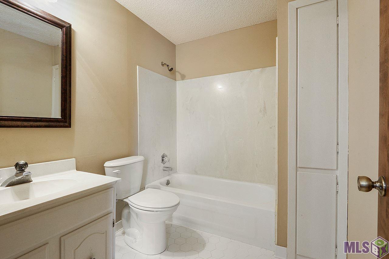 2502 Shadowbrook Drive Baton Rouge, LA 70816 - Photo 5 of 10 Gallery Image 5