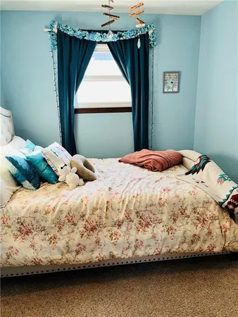 $275,000 | 734 North Leonard Street, Girard, KS 66743