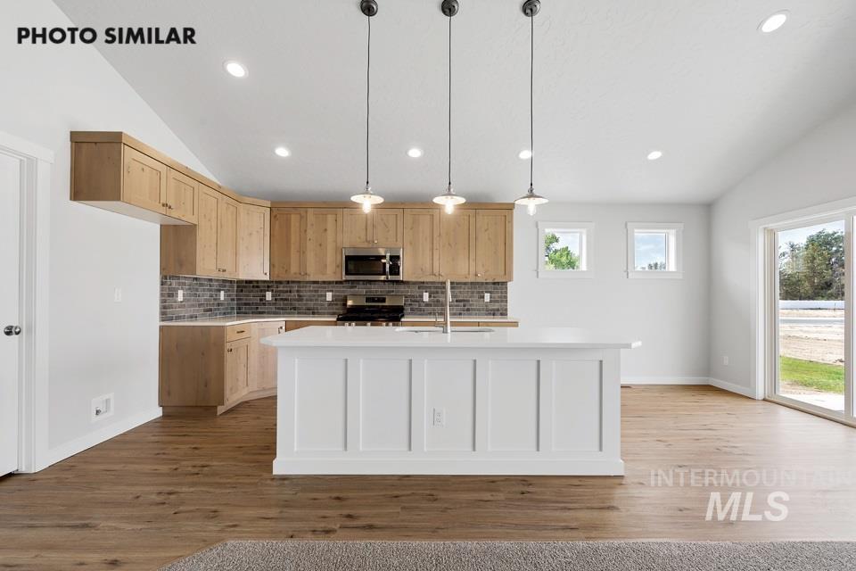 1668 Haystack Emmett, ID 83617 - Photo 7 of 33