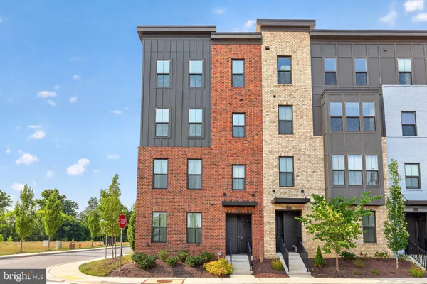 $540,000 | 10138 American Pharoah Lane, Unit B, Laurel, MD 20723