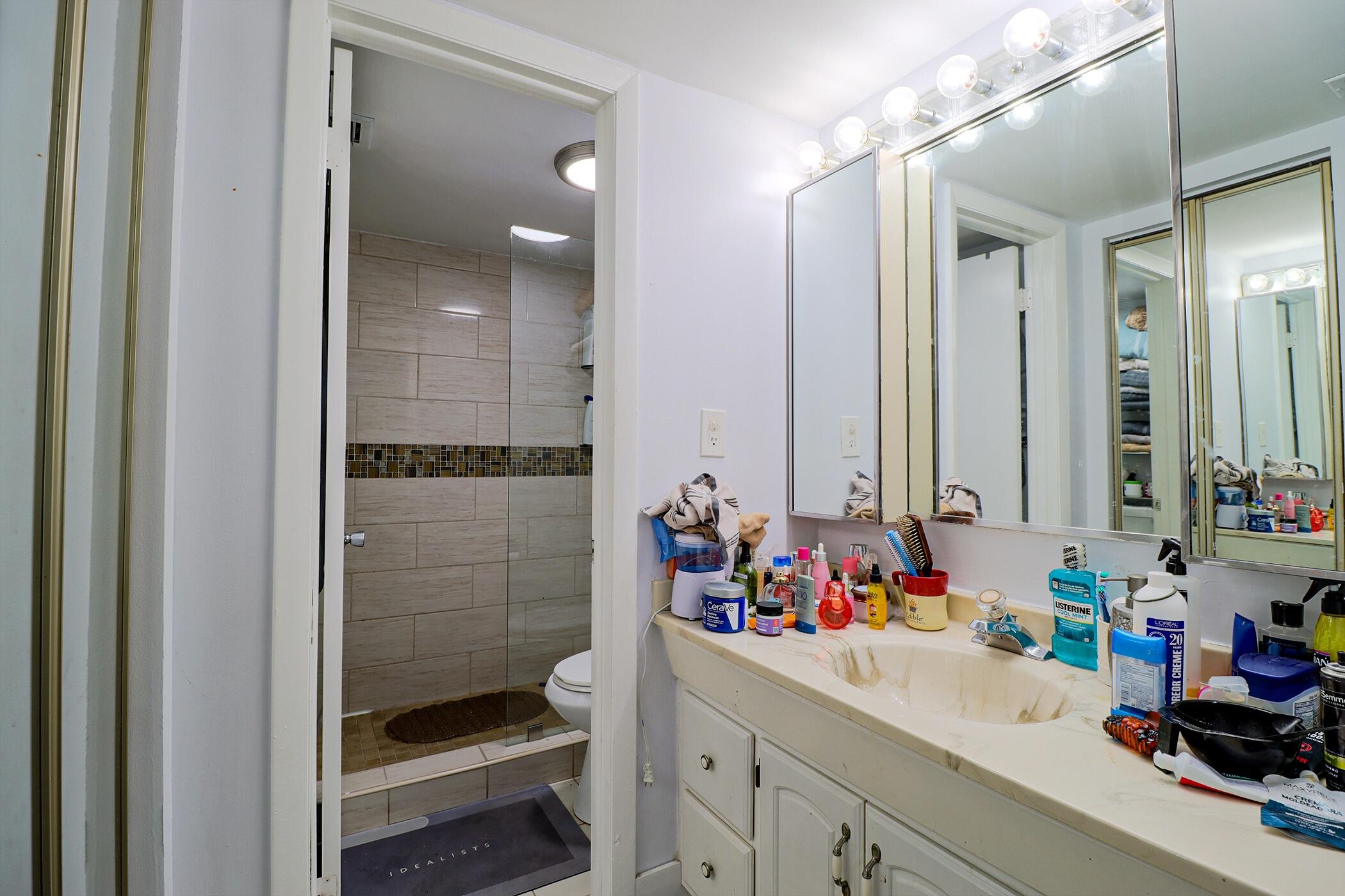 1100 Colony Point Circle, Unit 415 Pembroke Pines, FL 33026 - Photo 17 of 85 #17