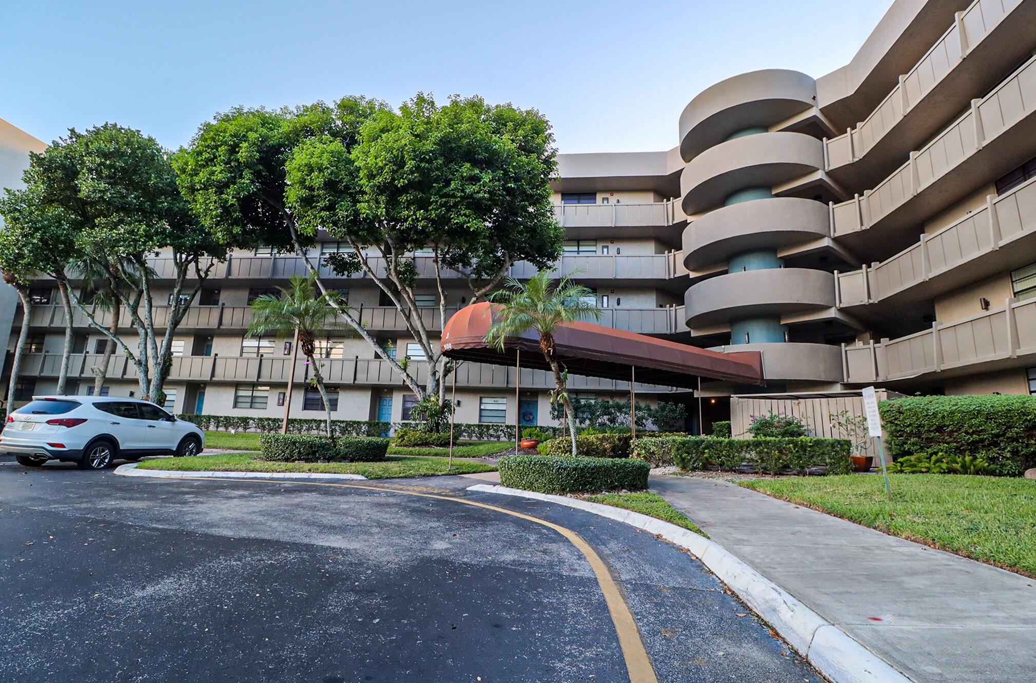 1100 Colony Point Circle, Unit 415 Pembroke Pines, FL 33026 - Photo 34 of 85 #34