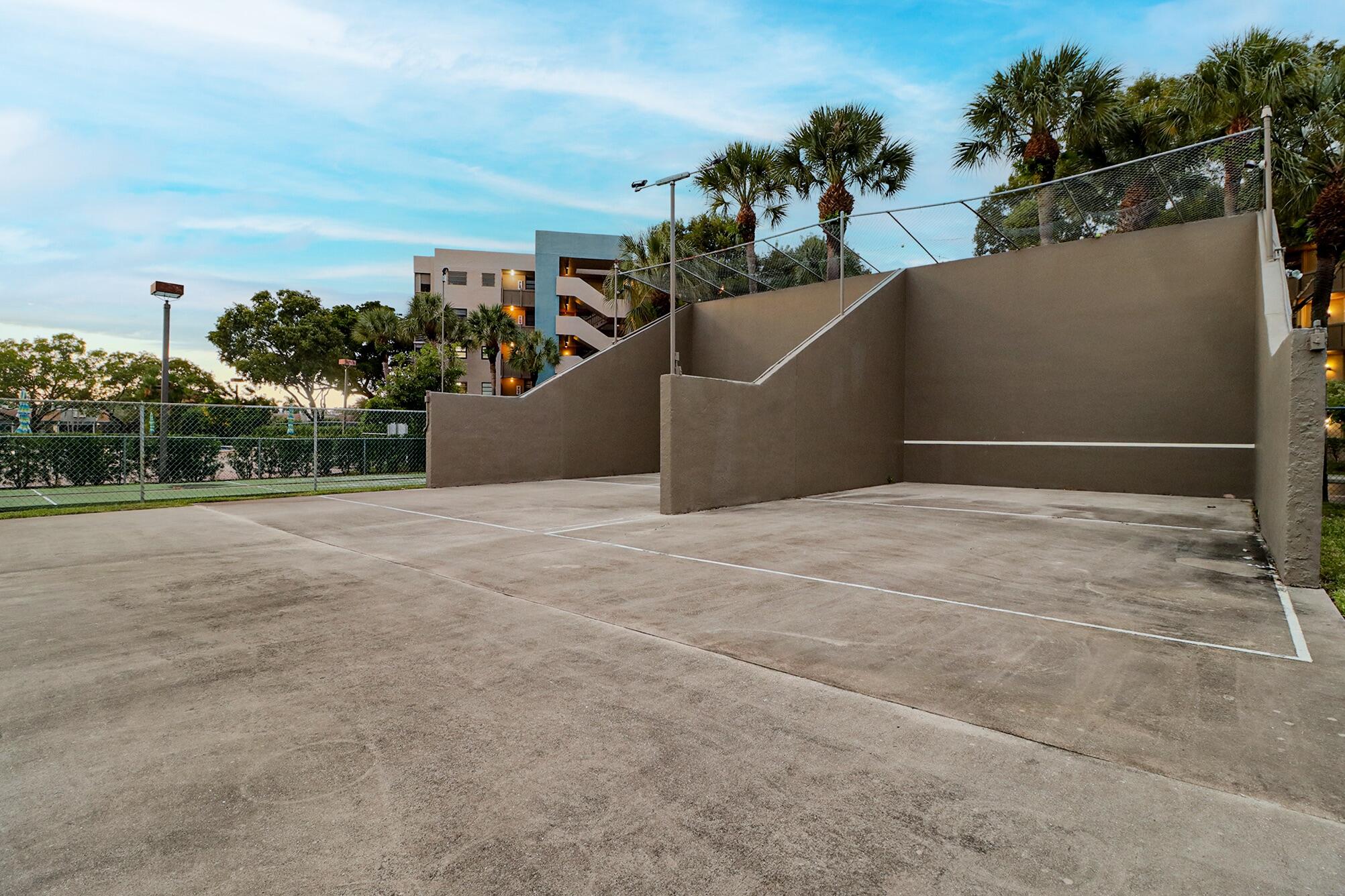 1100 Colony Point Circle, Unit 415 Pembroke Pines, FL 33026 - Photo 76 of 85 #76