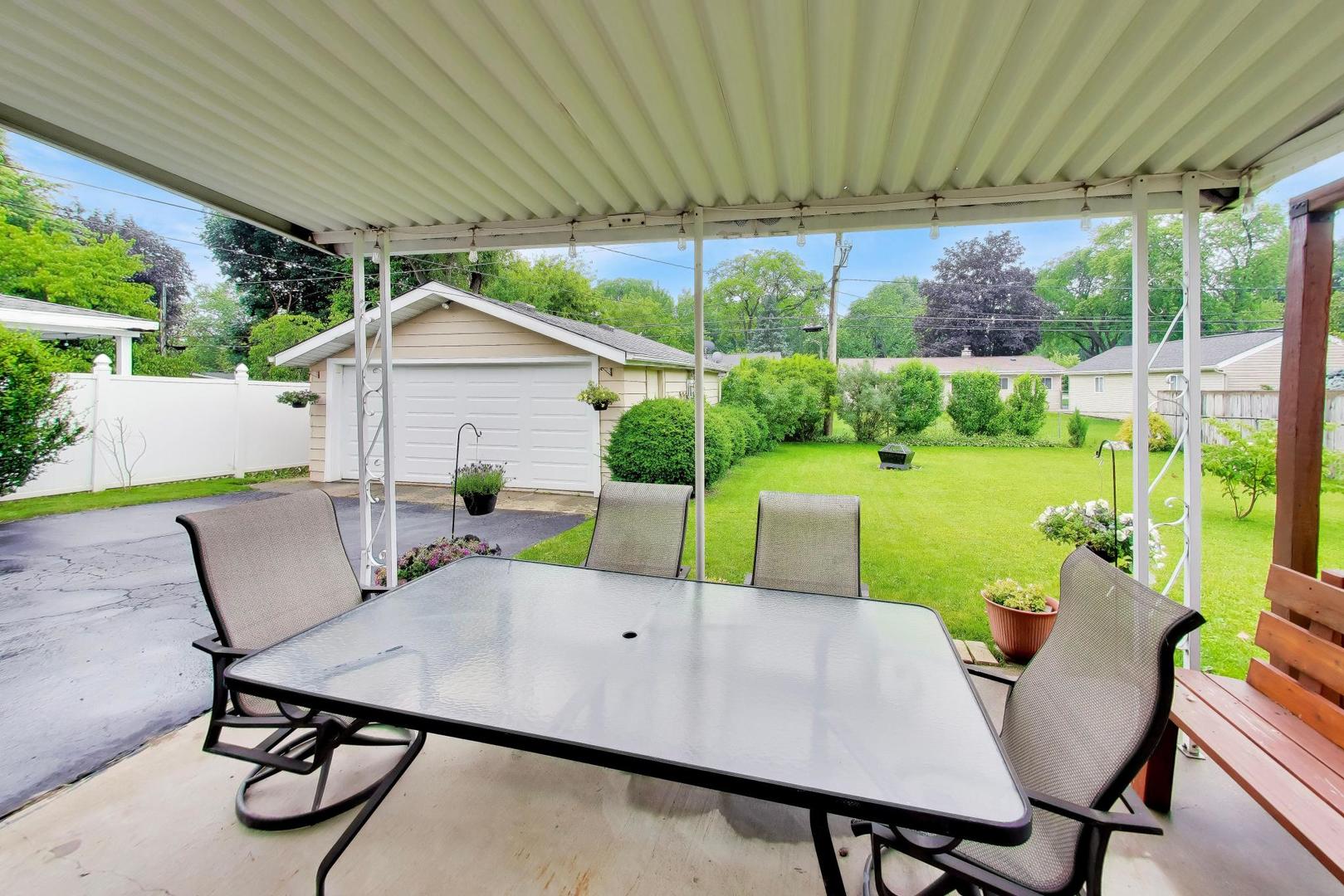 715 East Baldwin Road Palatine, IL 60074 - Photo 14 of 20