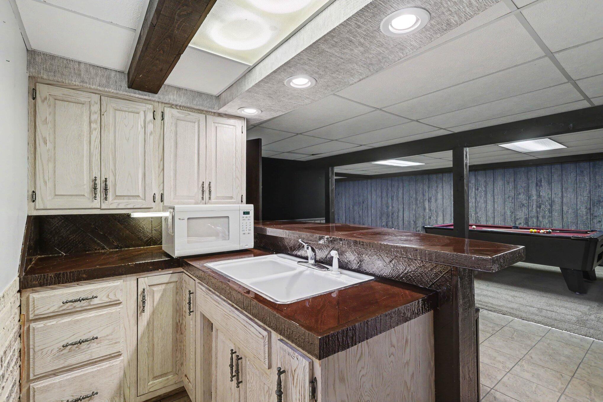 1100 Verona Road Marshall, MI 49068 - Photo 22 of 36 022_file_8889