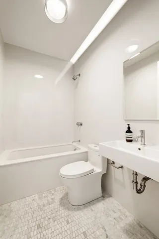 $5,250,000 | 532 West 20th Street, Unit 7 | Chelsea