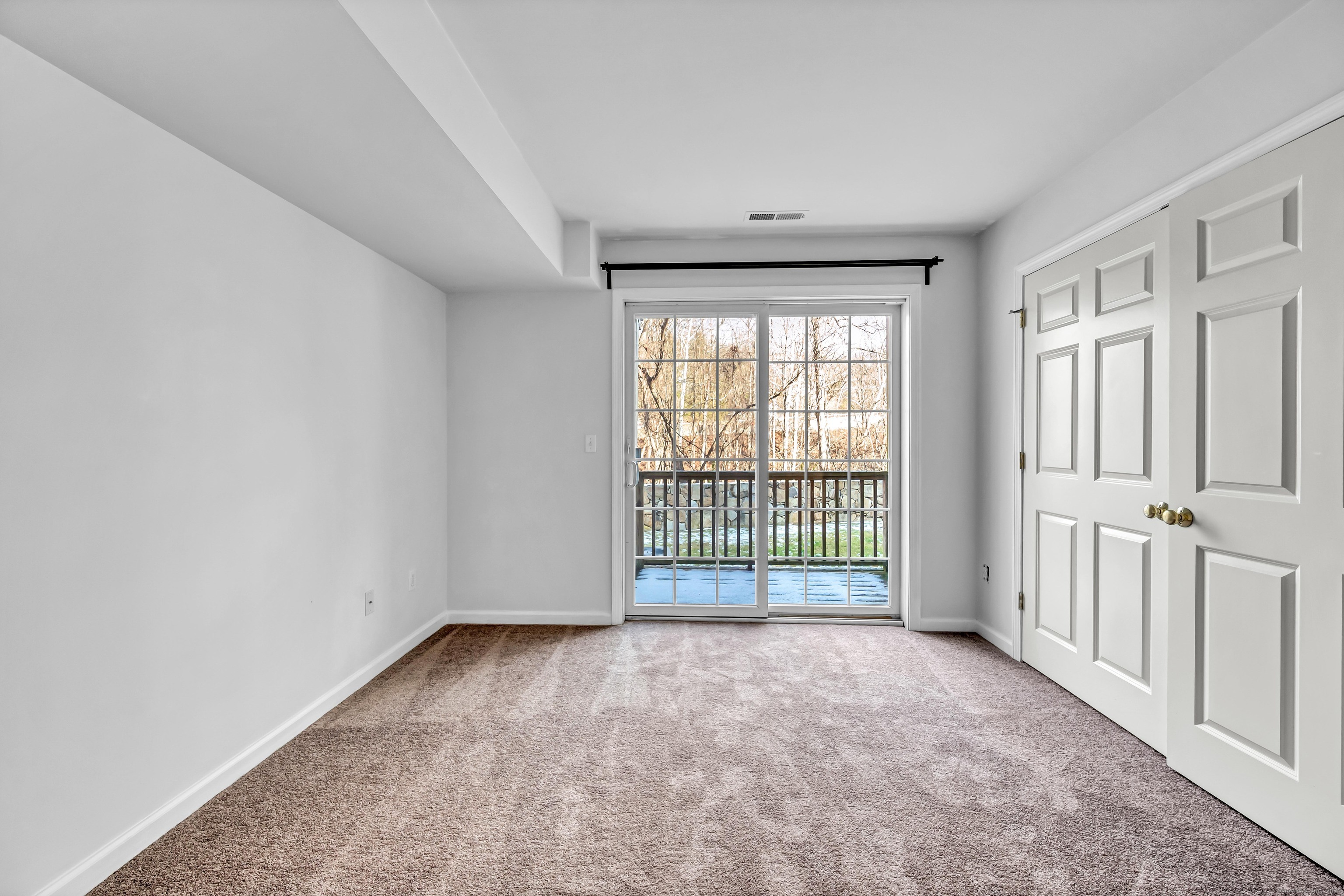 793 Federal Road, Unit 3 Brookfield, CT 06804 - Photo 22 of 30 a view of an empty room with a window