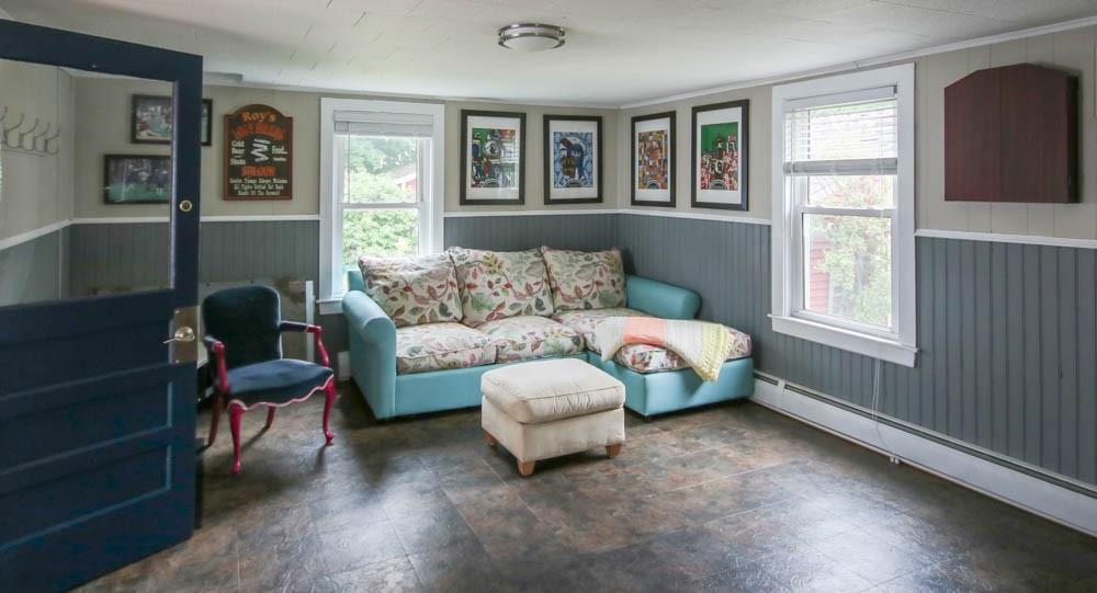 9 Beacon Avenue Biddeford, ME 04005 - Photo 3 of 12 Photo