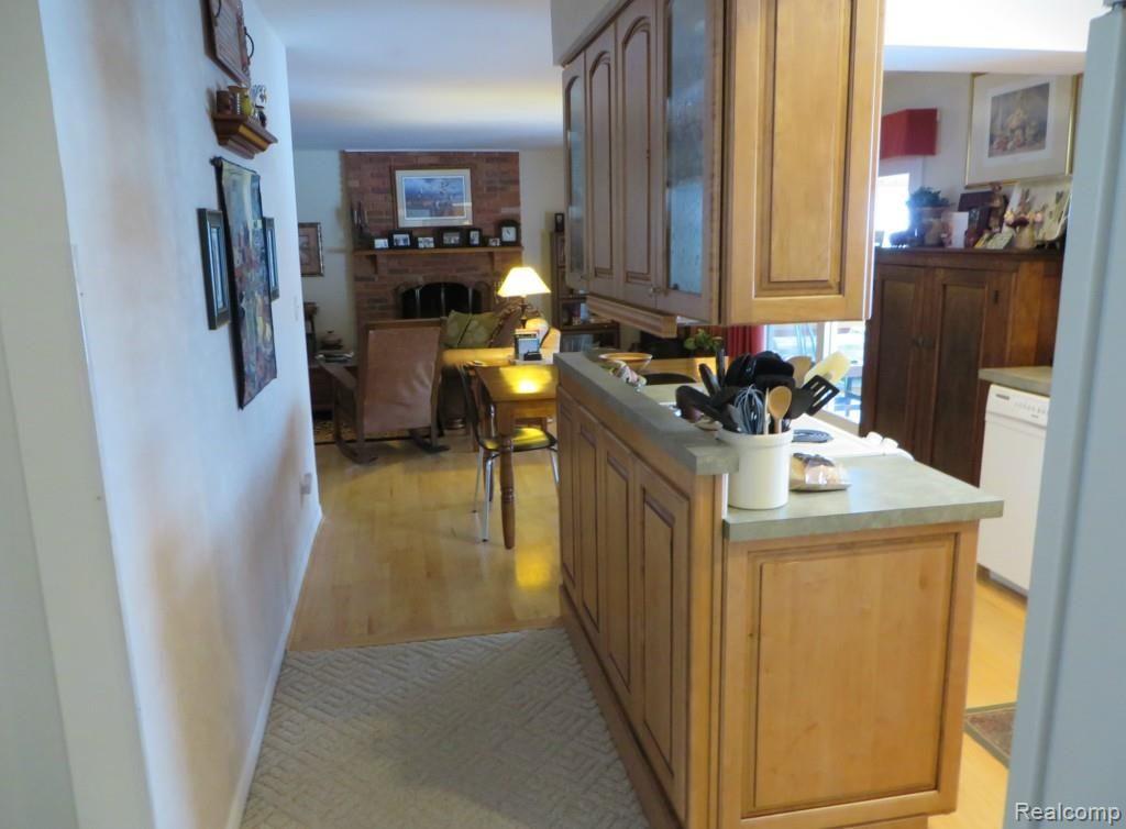 2599 Clark Road Lapeer, MI 48446 - Photo 6 of 36 IMG_3395.jpg