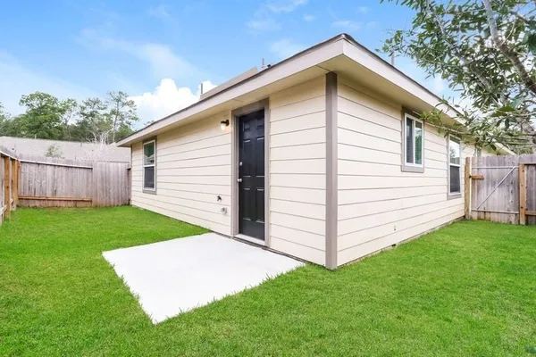 $1,850 | 2705 South Lina Court, Conroe, TX 77301