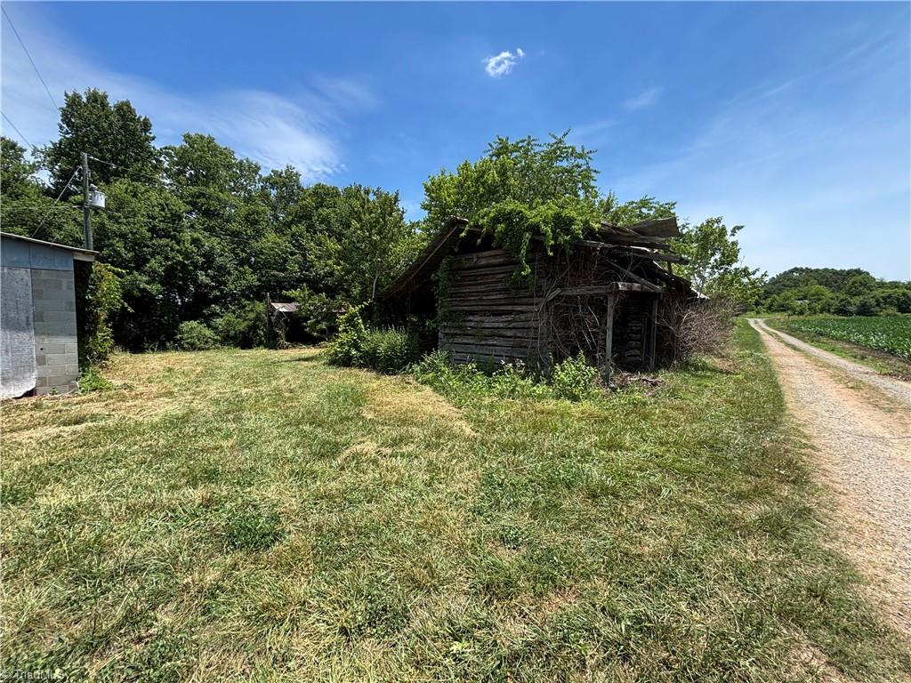 460 Greene Road Dobson, NC 27017 - Photo 10 of 49